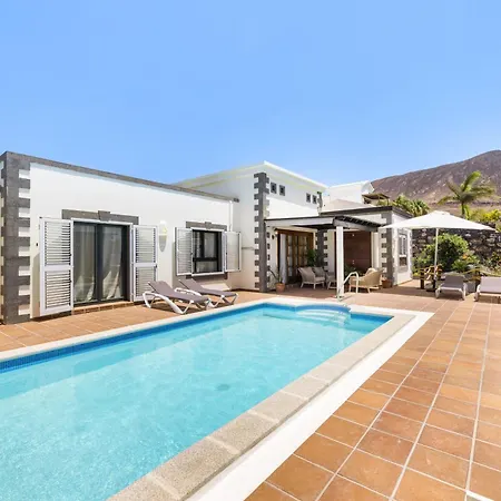 Eire Villa Playa Blanca